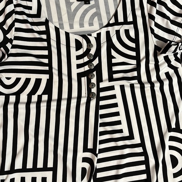 Tunic top - Picture 7 of 8